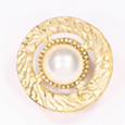 pearl button with gold metal backing in 18mm